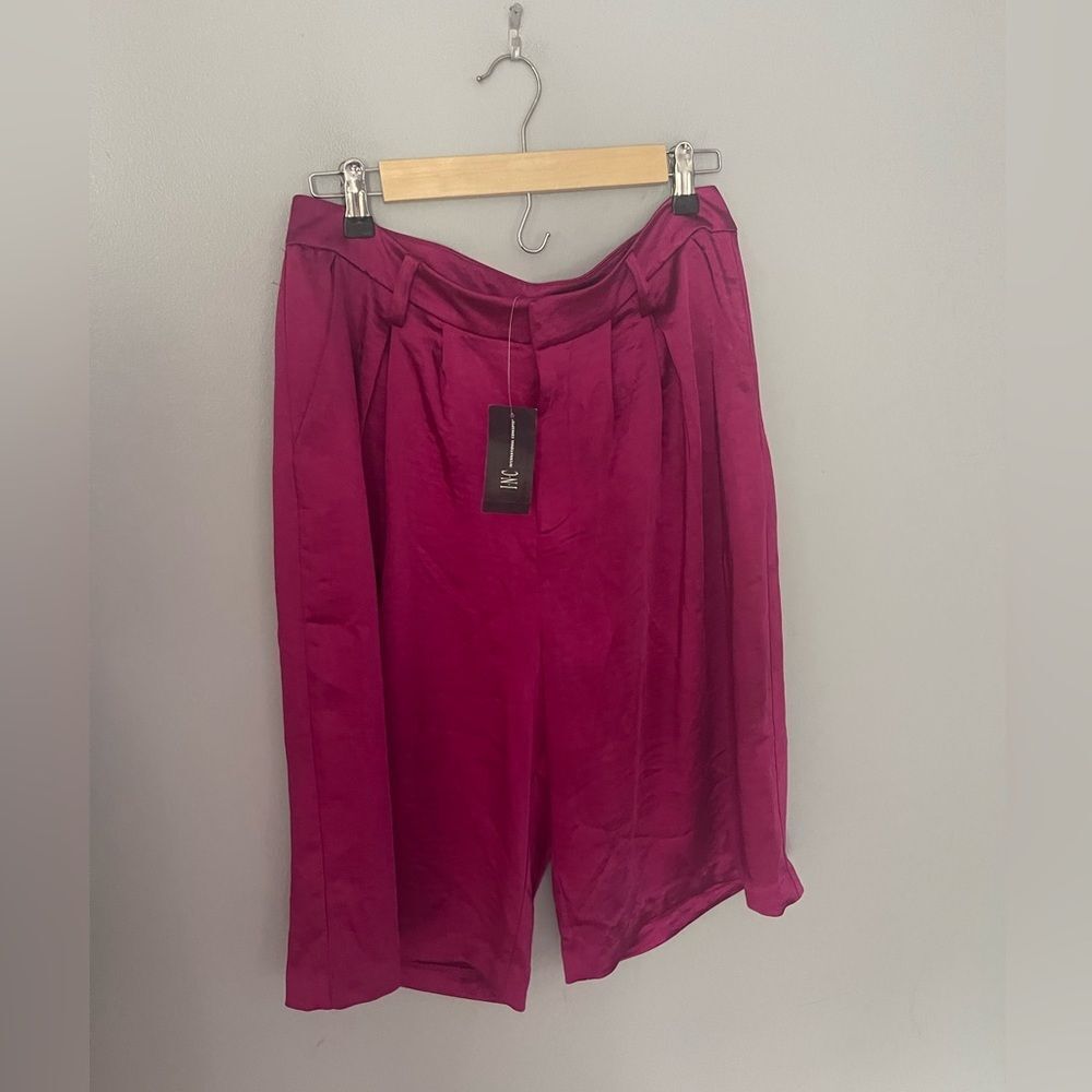 INC Women's silky gaucho cullotte style shorts magenta pink 10 nwt